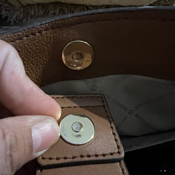 Michael Kors Hamilton Satchel - Picture 16 of 17